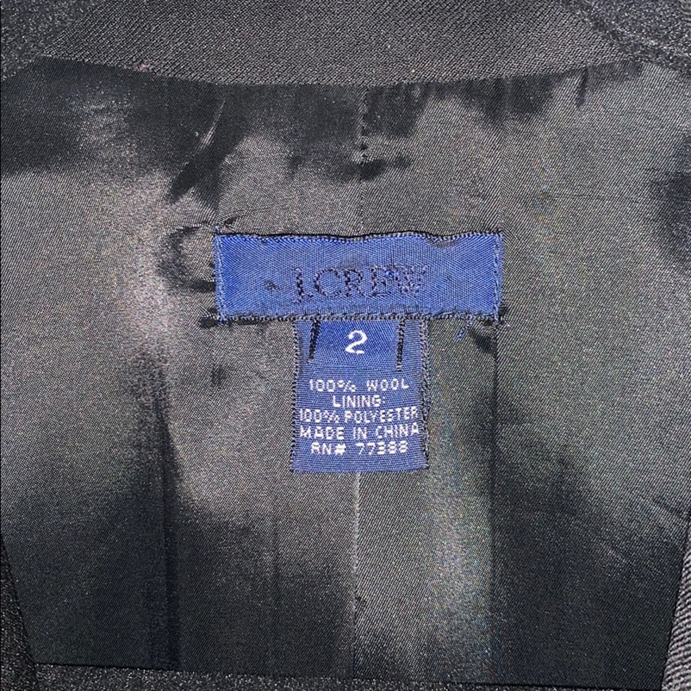 J Crew Black Blazer Sz 2, wool & polyester - Picture 3 of 8